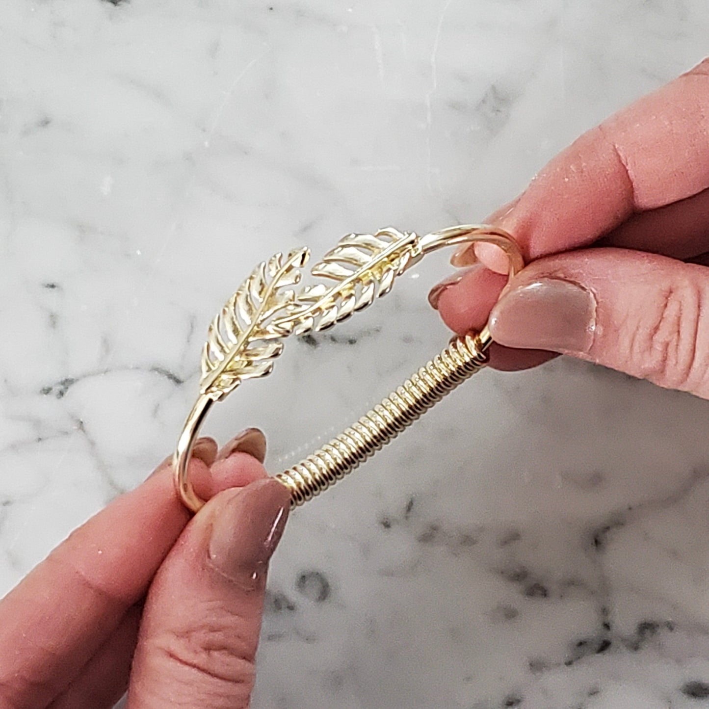 Gold Leaf Flexible Claw Bracelet